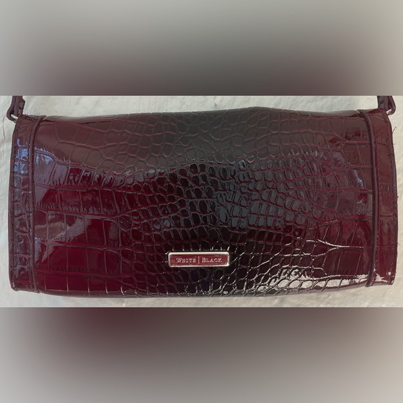 White House Black Market Maroon Faux Snakeskin Clutch or Shoulder Bag - Picture 7 of 7